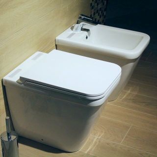 Nagy Csaba vízvezeték szerelő WC toilet javítás